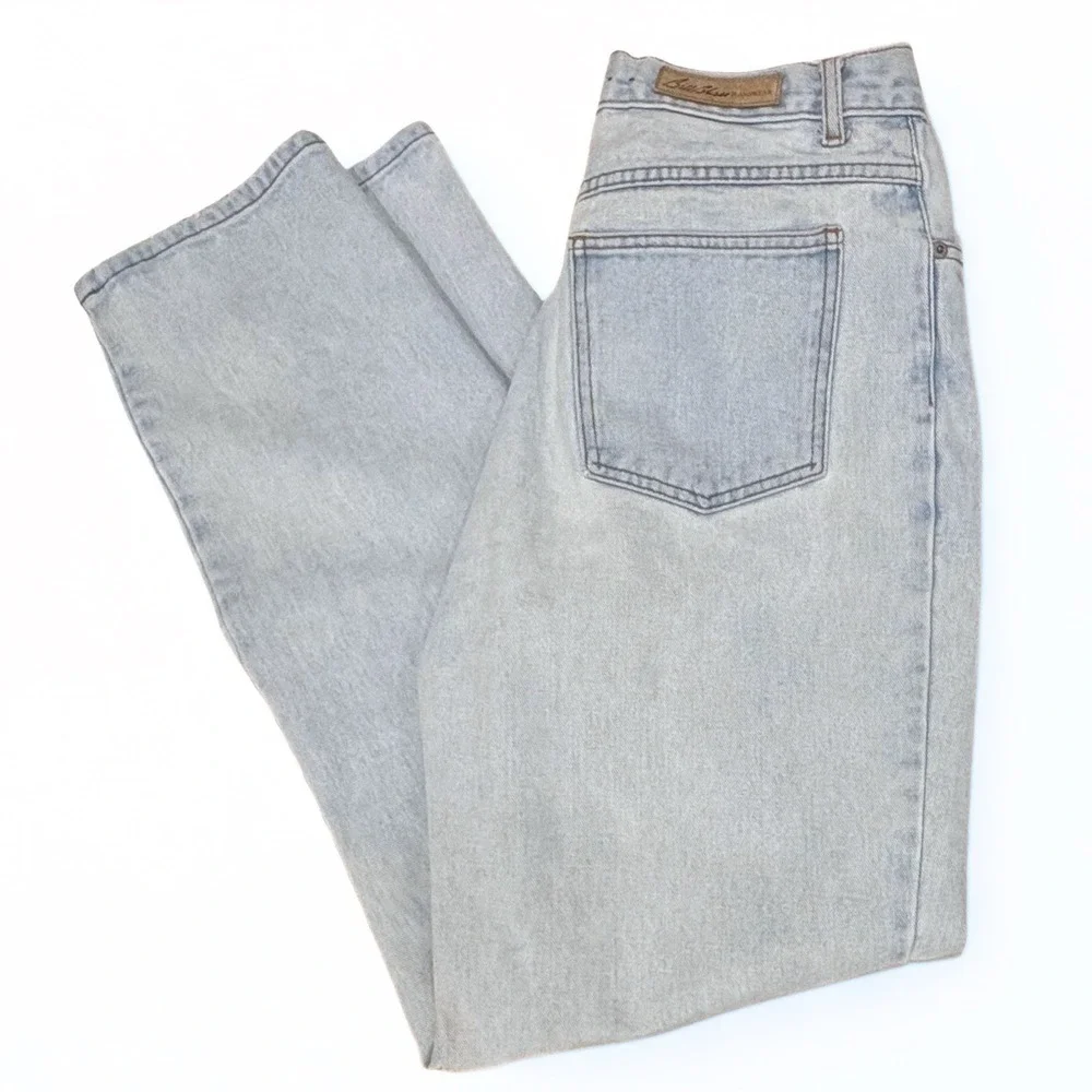 Bill Blass Vintage High Rise Mom Jeans Size 10 Easy Fit Straight Leg Light Wash - Picture 2 of 13